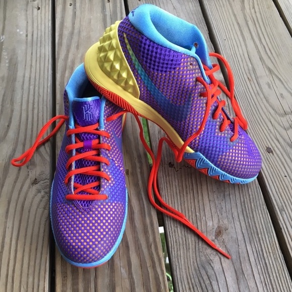 Nike Other - Nike Kyrie 1 Saturdays Basketball Sneakers